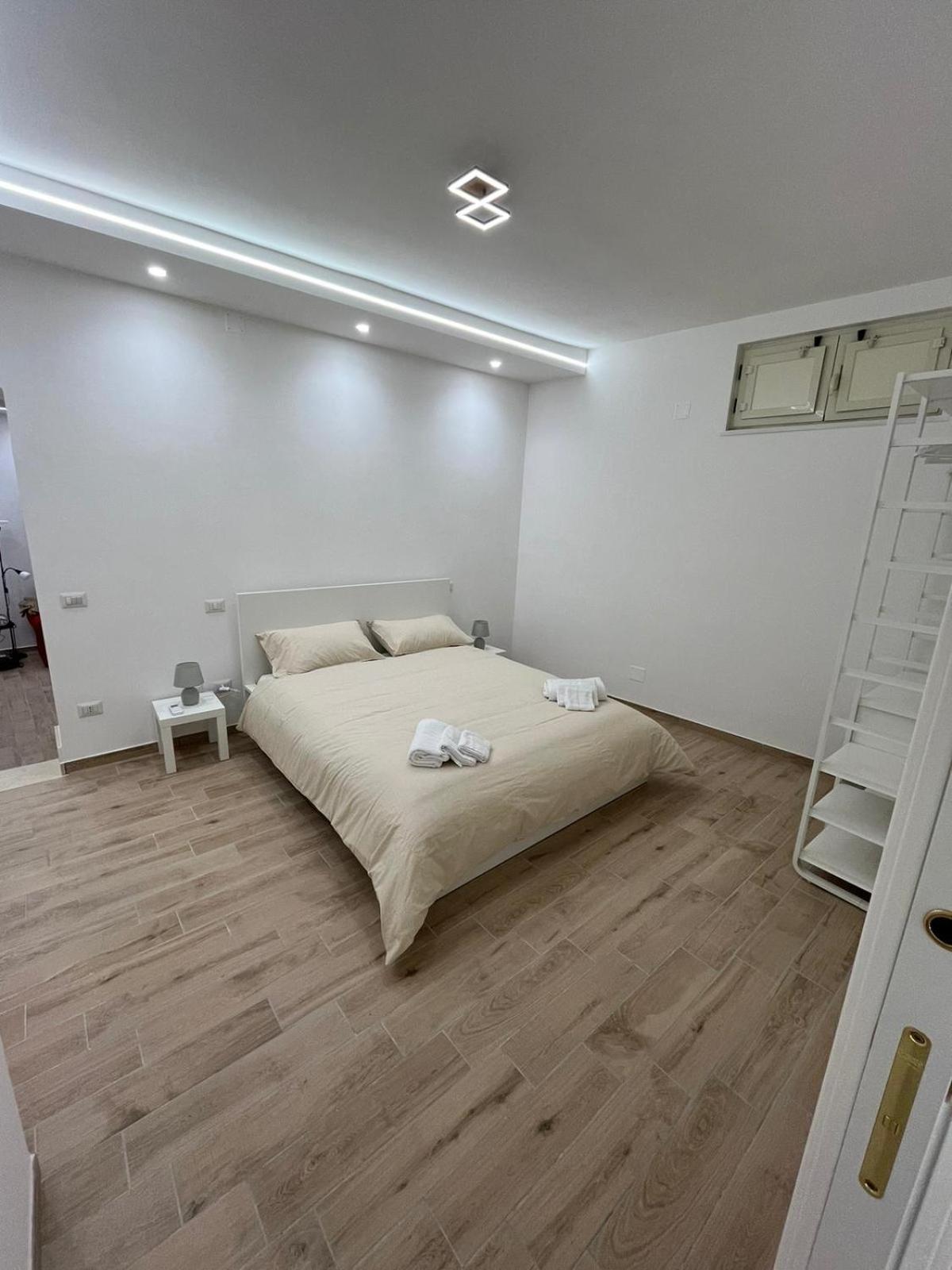 Ferienwohnung Ugaria Torre Annunziata Exterior foto